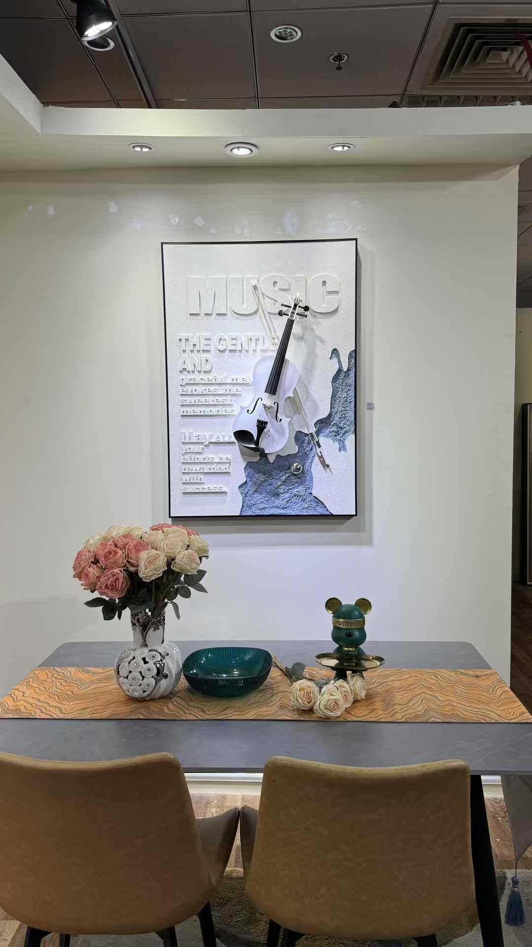 In demand - Elegant 3D Violin Wall Art