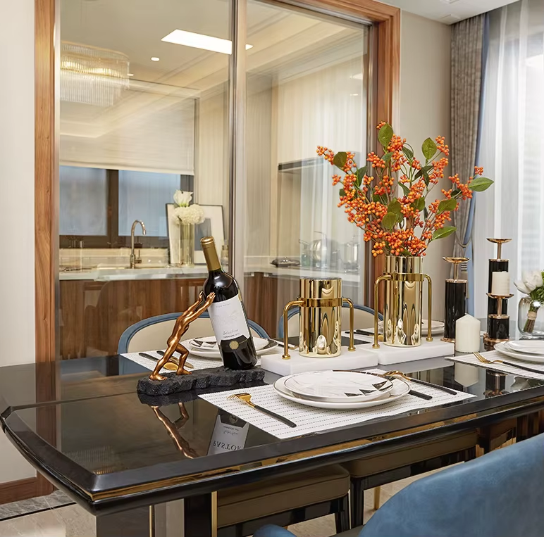 Elegant Wine Bottle Holder