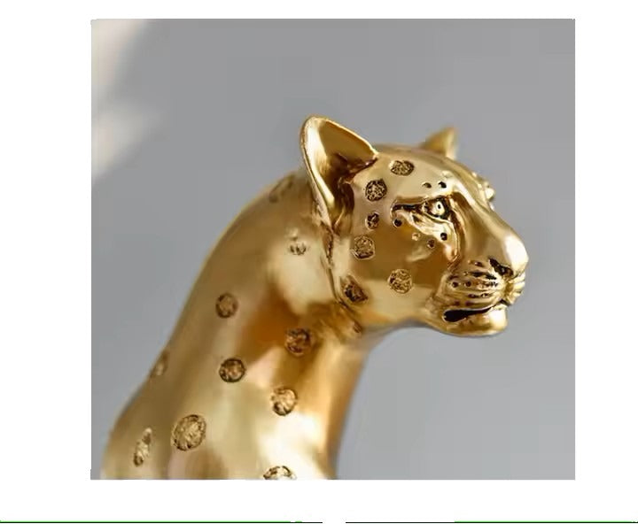 Resin Gold leopard