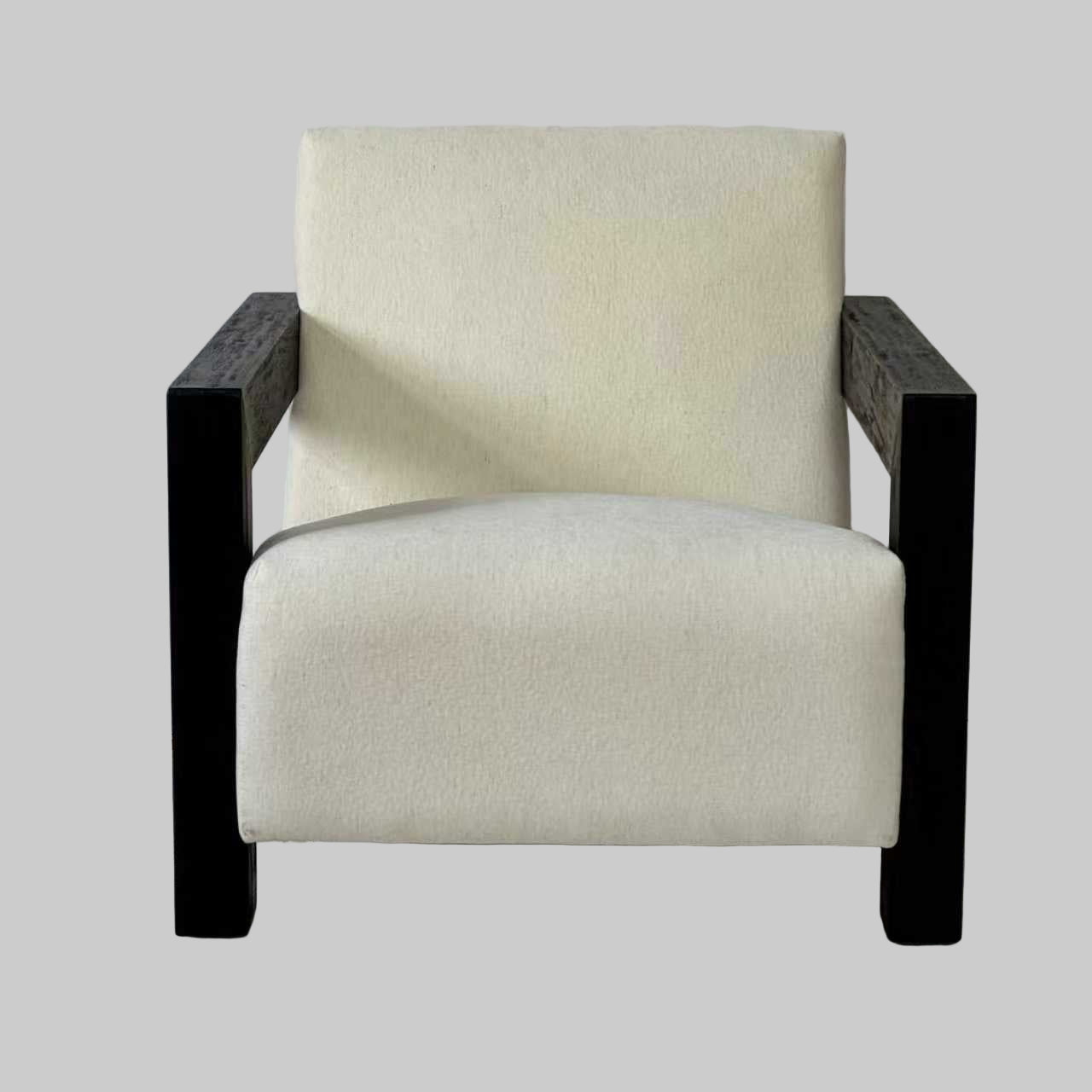 Elegant & Modern Chair